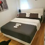 Leon Split