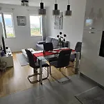 Apartment Leon *