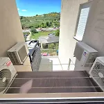 Leon Apartment *