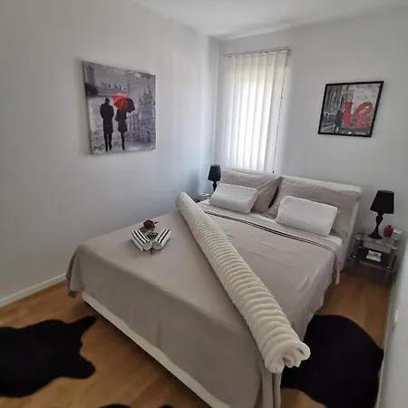 Apartment Leon *