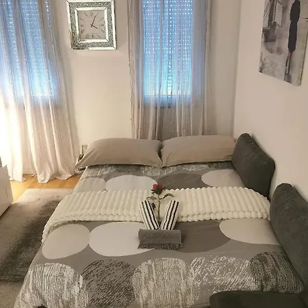 Apartment Leon
