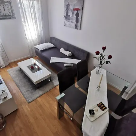 Apartment Leon *