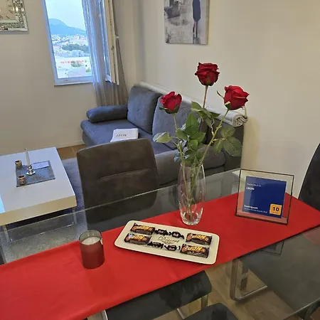 Apartment Leon